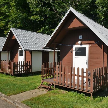 Camping Roznov Hotel Roznov pod Radhostem Ngoại thất bức ảnh