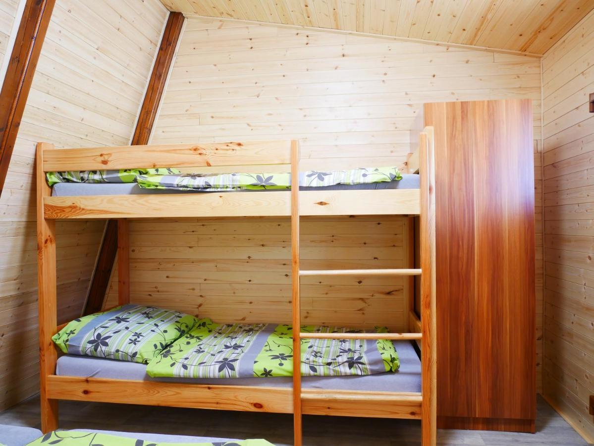 Camping Roznov Hotel Roznov pod Radhostem Ngoại thất bức ảnh